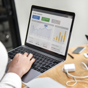 7 Estratégias de marketing em Tráfego Pago, Facebook Ads, Google Ads e SEO (com CRM) essenciais